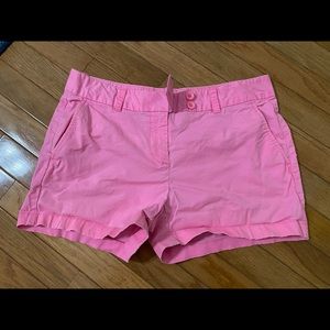EUC Vineyard Vines shorts size 6